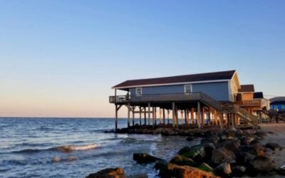 Cast-Away Deck Fishing•IN OCEAN•Pets•Affordable